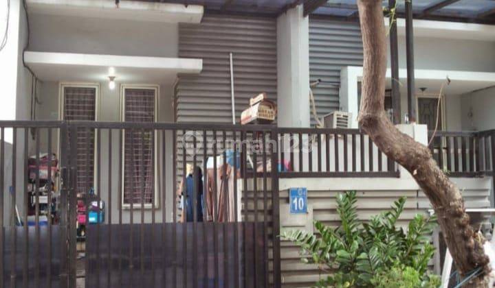 Rumah 2 Lantai di Taman Semanan Indah 1