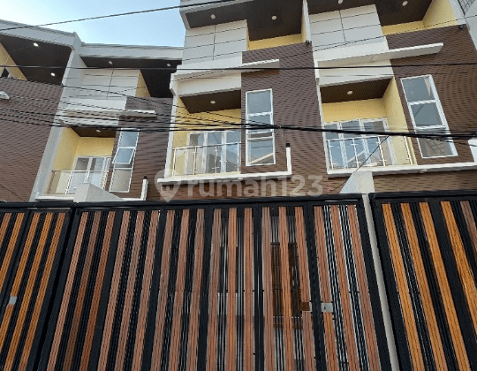 Rumah Brand New di Cengkareng Indah Bagus 1