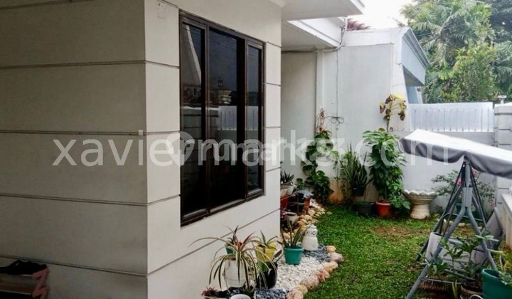 House in Ferry Sonneville Complex, Kemanggisan, West Jakarta 2