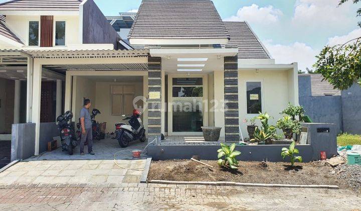 Sewa rumah murah di citraland cluster sommerset semi furnish 1