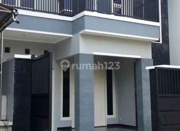 Rumah mewah 2 lantai di Darmo Bavarian surabaya barat 2