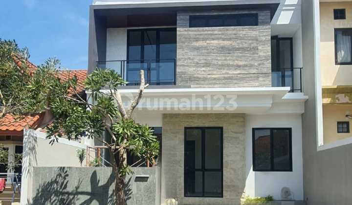 Rumah mewah 2 lantai citraland utama cluater favorite Citraland Utama Rumah mewah 2 lantai citraland utama cluater favorite Citraland Utama