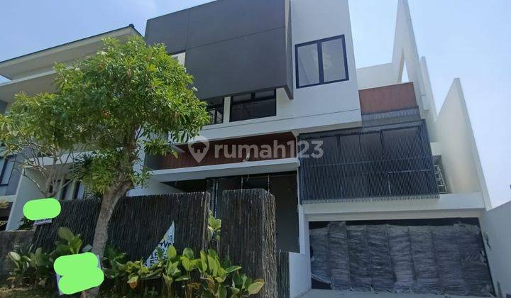 Rumah Brand New Luxury Minimalis Siap Huni Waterfront Citraland Surabaya Barat 1