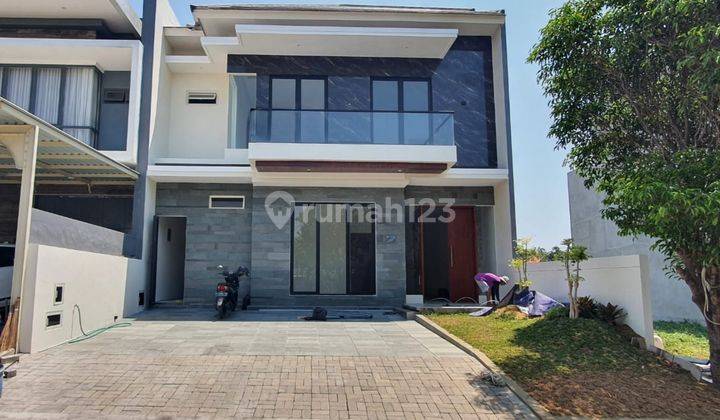 Rumah Mewah Minimalis Modern Siap Huni Woodland Citraland Utama Surabaya Barat  1