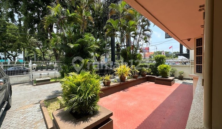 Rumah Nol Jalan Protokol Raya Darmo Pusat Kota  1