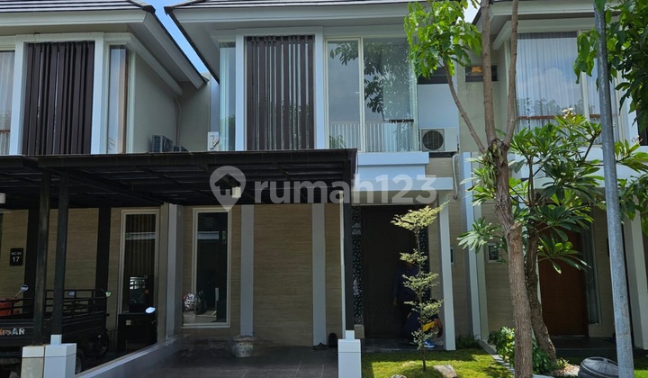 Rumah Bagus 3 Lantai SHM di Jl. CitraLand Utara, Babat Jerawat, Kec. Pakal, Surabaya, Jawa Timur, Citraland