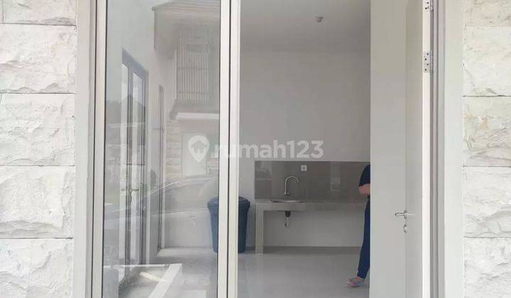Rumah Baru Gress Hook 2 Lantai Greenland Wiyung