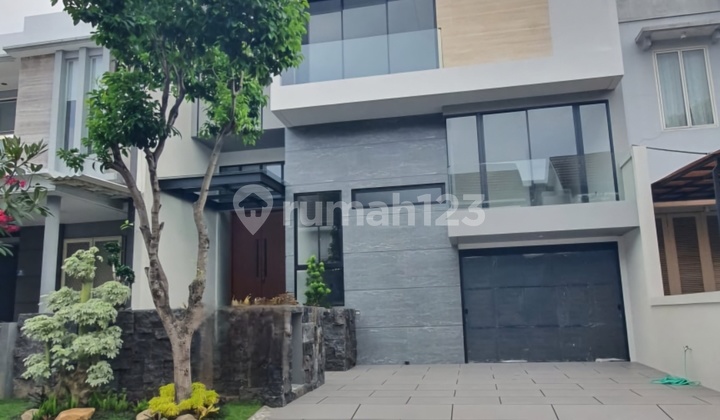 New Modern Minimalist 2-Story House Best Quality