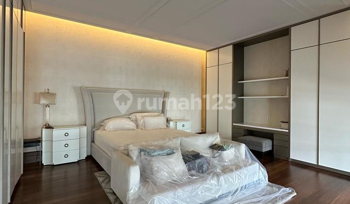 Best Deal! Luxurious House At Mega Kuningan 3 Storey 2