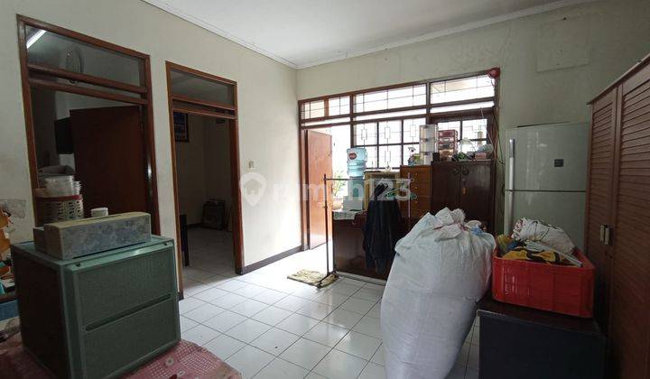 Rumah Dalam Komplek Aman Nyaman di Taman Holis Indah 1 2