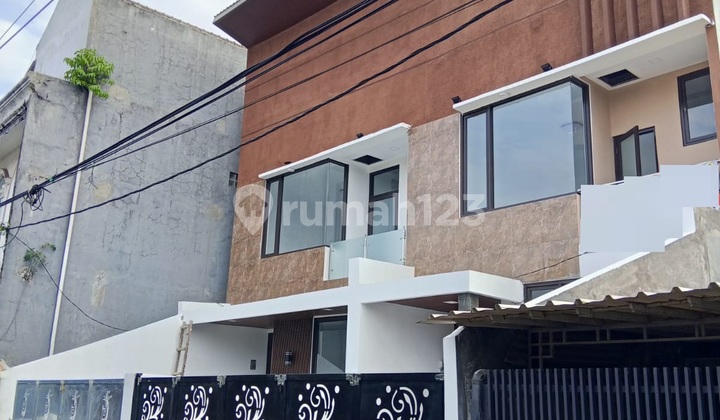 Hunian Nyaman dengan Desain Modern di Kopo Permai Tersedia 2 Unit Hunian Nyaman dengan Desain Modern di Kopo Permai Tersedia 2 Unit