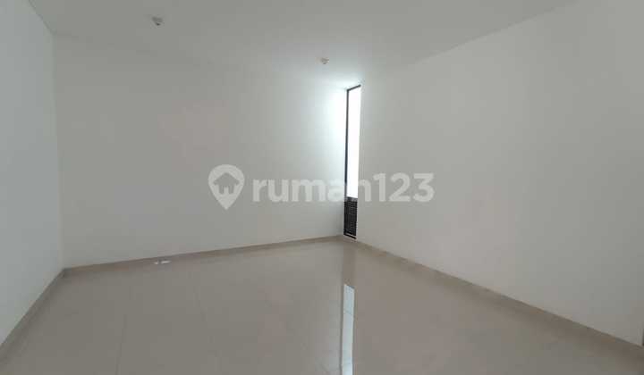 Rumah Baru 2 Lantai Berada di Pusat Kota di Pasirluyu 2