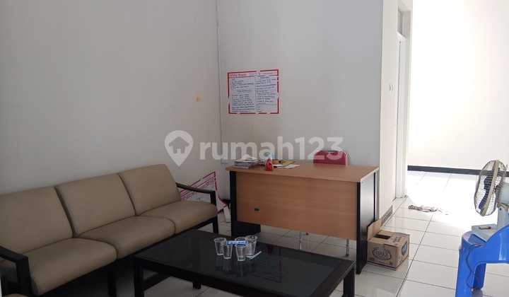 Well-Maintained Clean House in Taman Kopo Indah 1