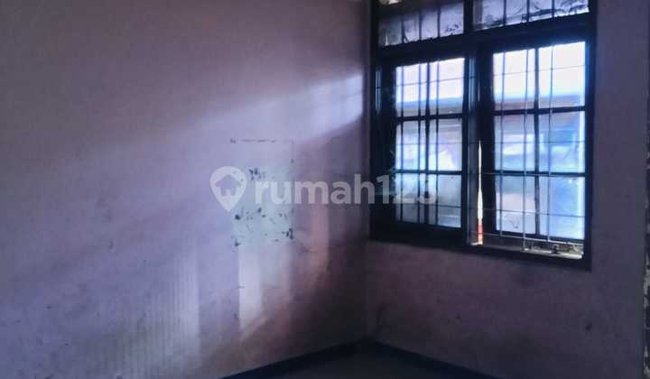 Rumah Cocok Untuk Gudang di Taman Kopo Indah 1 2