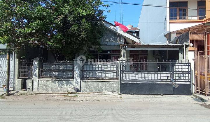 Rumah Akses Jalan Muat 2 Mobil di Taman Holis Indah 1 1