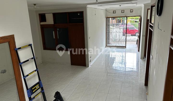 House for Rent Price 48 Million Per Year in Taman Kopo Indah 3