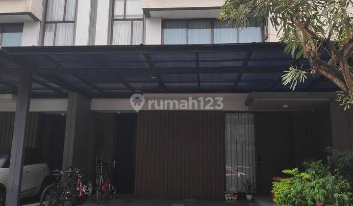 Jual Cepat Bu Rumah Zora 3 Lantai Sudah Renovasi Hadap Utara 1