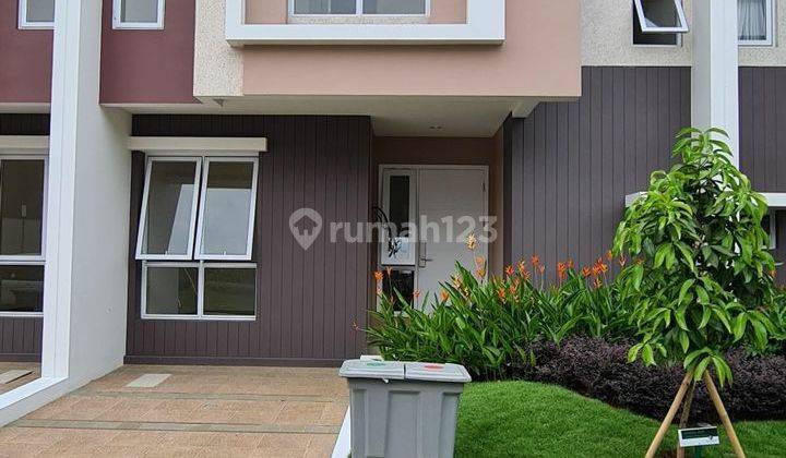 Dijual Cepat Dan Murah Rumah Baru 2 Lantai di Symphonia 1