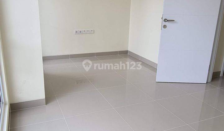 Dijual Cepat Dan Murah Rumah Baru 2 Lantai di Symphonia 2