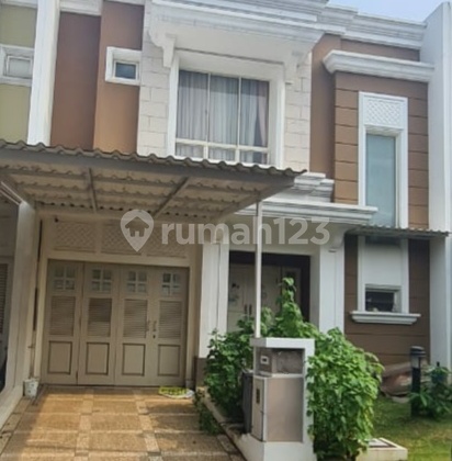 Dijual Cepat Dan Termurah Rumah 2 Lantai Sudah Renovasi Timur Laut di The Spring