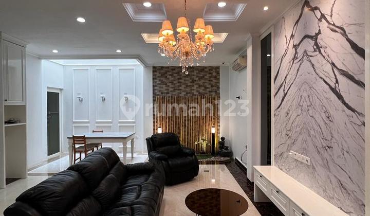 Dijual Cepat Dan Termurah Rumah 2 Lantai Sudah Renovasi Timur Laut di The Spring 2