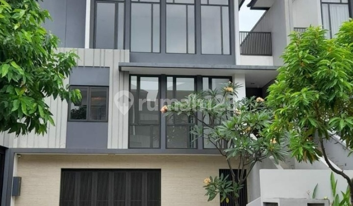 Dijual Cepat Dan Termurah Rumah Baru 2 Lantai Hadap Utara  di Navapark