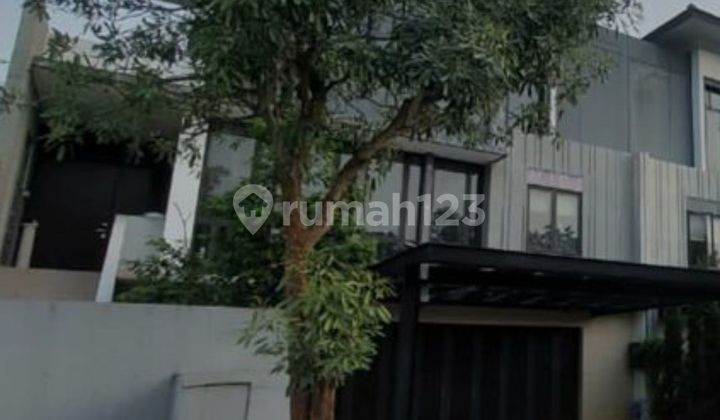 Dijual Rugi Rumah Show Unit 3 Lantai SHM Bagus di Navapark 1