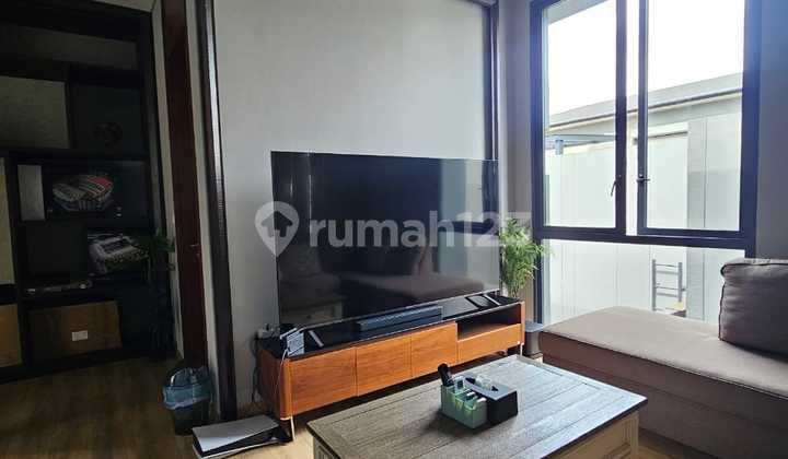 Dijual Cepat Dan Bu Rumah Bagus Lyndon di BSD City 2