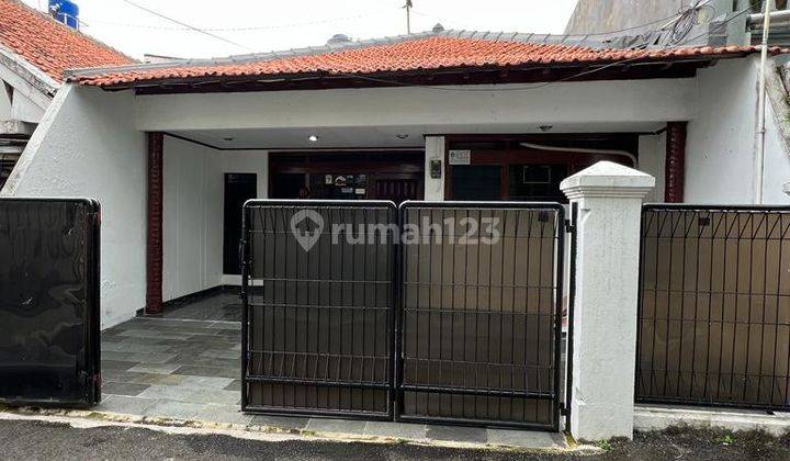 Rumah 2 Lantai Sudah Renovasi di Tebet Barat, Jakarta Selatan dewi006  1