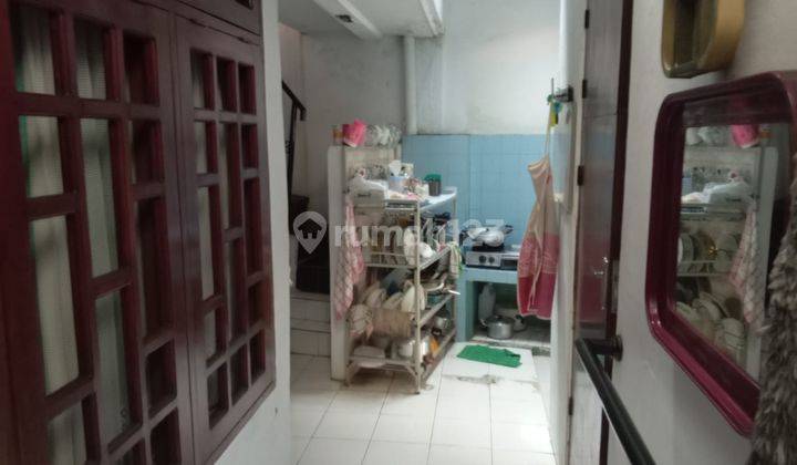 Rumah Unfurnished SHM di Tebet Barat, Jakarta Selatan 2