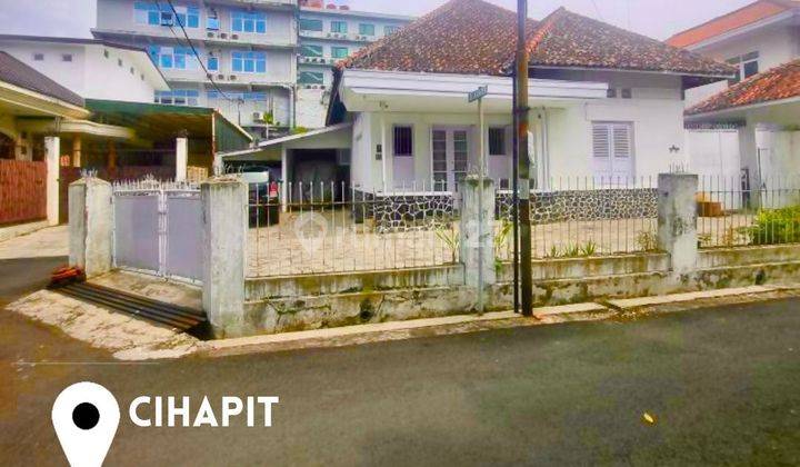 Rumah Nyaman Dan Tenang Daerah Cihapit, Bandung 1