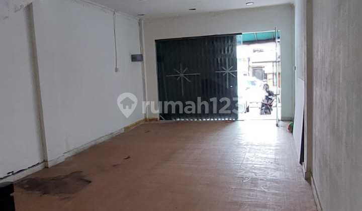 Ruko 3.5 Lantai di Tebet, Jakarta Selatan 1