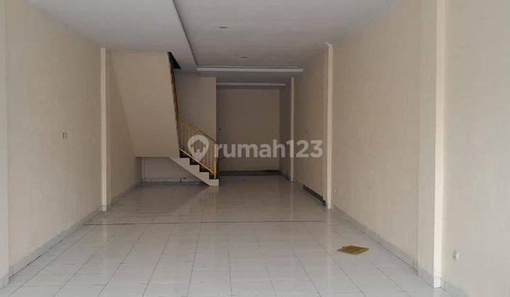 Disewakan Ruko Baru 2.5 Lantai di Kemang, Jakarta Selatan 2