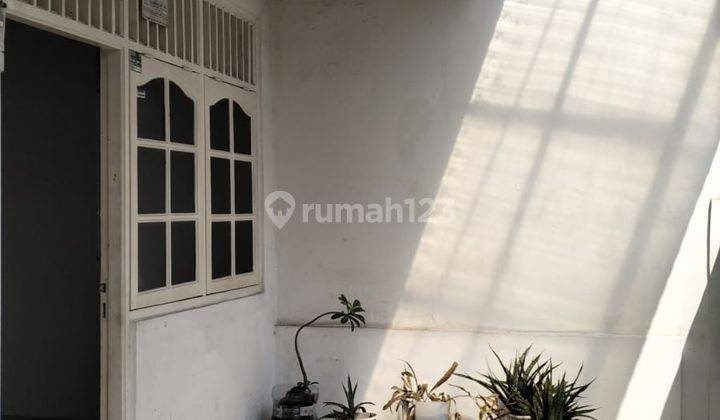 Dijual dan disewakan rumah daerah Tebet Barat, Jakarta Selatan  1