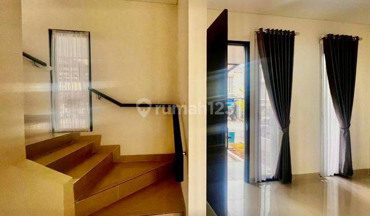 Rumah 2 Lantai CBD Citra Gran Kawasan Bisnis 2