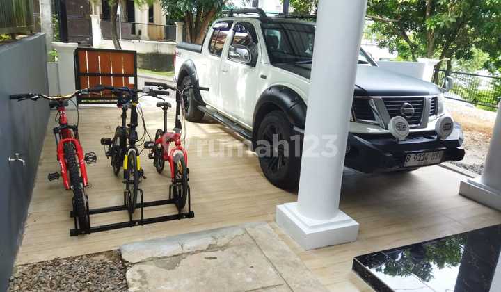 2-Story Ready-to-Occupy House at Riverside Golf Hill 2