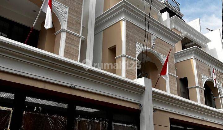 Rumah Mewah Pejaten Jakarta Selatan 2