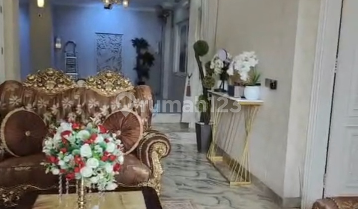 3-Story House in Kavling Tni Au Jati Asih, Bekasi 2