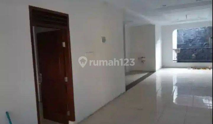 Rumah 2 Lantai Siap Huni Tebet Jakarta Selatan 2