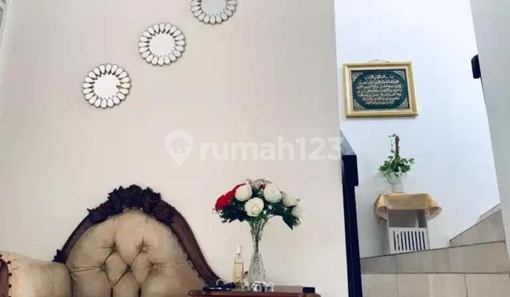 Semi-Furnished 2-Story House Ready to Occupy in Cawang 2