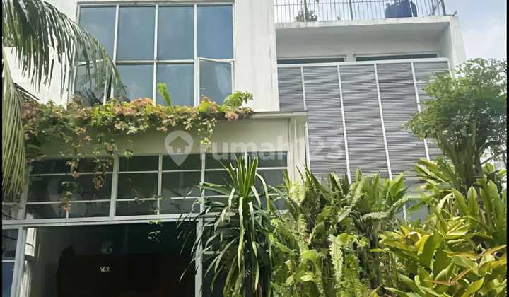 Rumah Mewah 4 Lantai Lokasi Strategis Rawamangun Jakarta Timur