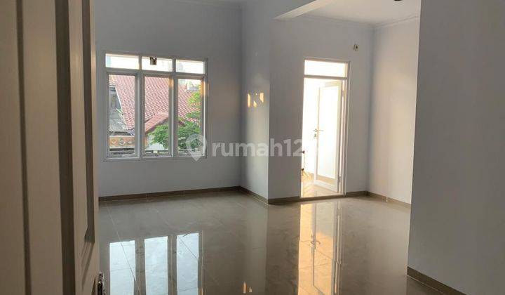 Rumah 2 Lantai Siap Huni Raffles Hills Cibubur 2