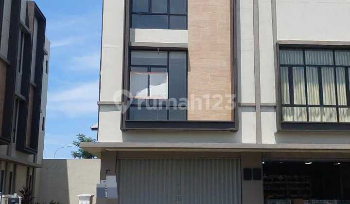 Corner Ruko Survana 3 Floors Tangerang Banten Corner Ruko Survana 3 Floors Tangerang Banten