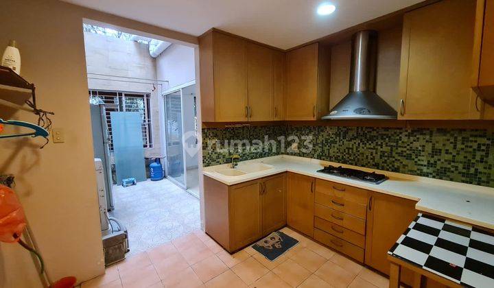 Dijual Disewakan Rumah Hoek 2 lT Di Grisenda 5