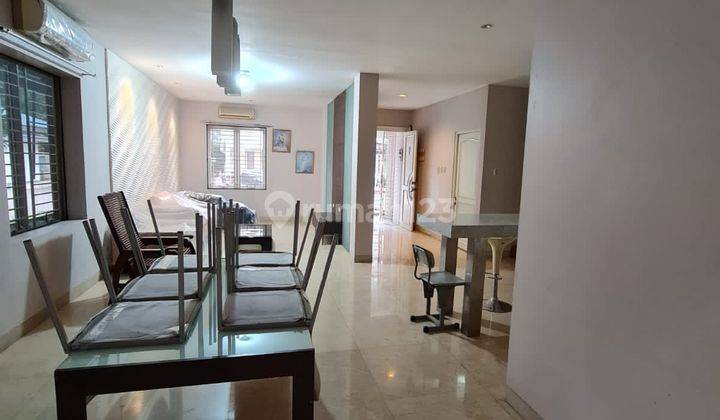 Dijual Disewakan Rumah Hoek 2 lT Di Grisenda 6