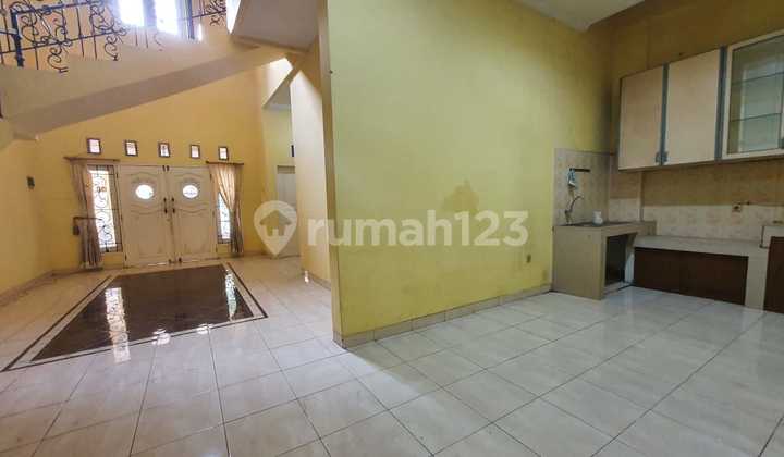 Disewakan dijual Rumah 2 Lantai Di Muara Karang,jakarta Utara 5