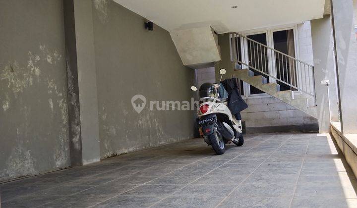 HUNIAN MINIMALIS 2 LANTAI BERLOKASI DI DENPASAR TIMUR 17