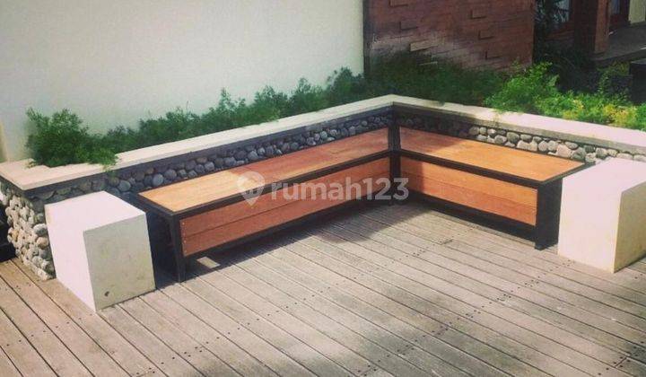 Private Villa 4 bedrooms with big pool location in Canggu 7
