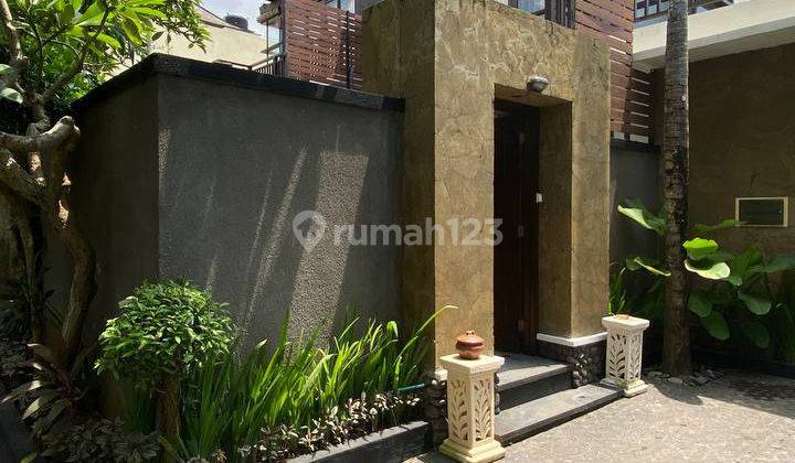 2 Bedroom Villa Located In Central Canggu Bali 2