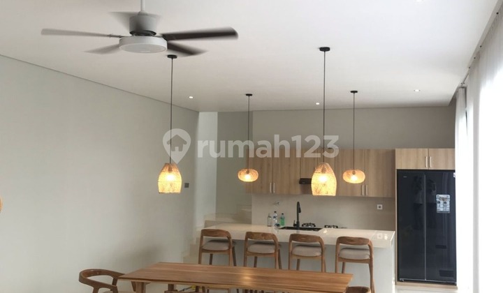 Villa Mewah Dekat Tempat Wisata Canggu Bali
